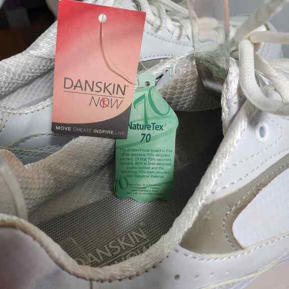 Danskin Now Athletic Sneakers Women's 10 Wide White # 002503260 NWT - Picture 3 of 16